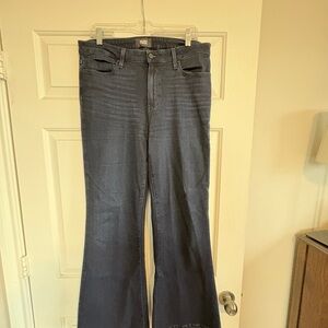 PAIGE- Genevieve mid-rise flared jeans